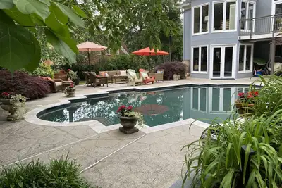 Image de City Oasis avec ambiance resort!