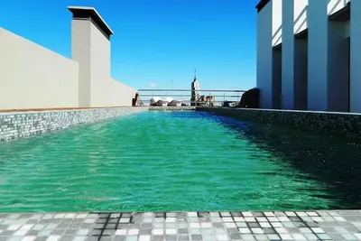 Image de Palerme Hollywood avec piscine sur le toit