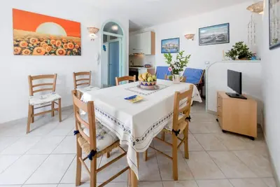 Image de Joli Appartement À 50 MÈTRES De La Mer