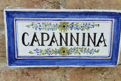 Image de \"Capannina\" avec jardin privé et terrasse naturelle sur les Crete Senesi