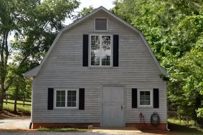 Image de Appartement Loft sur grange situé sur Silver Fox Farm.