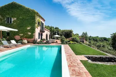 Image de location villa vacances italie, sicile, etna, près de catane, piscine, wi-fi, vue, court terme long terme villa sicilienne