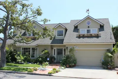 Image de Coronado Beach Vacation Home à côté du terrain de golf