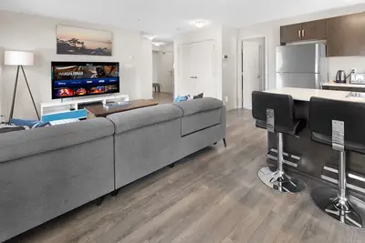 Image de 5 étoiles Business Luxury. 20 minutes de l'aéroport et 17 minutes du centre commercial West Ed!