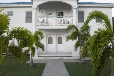 Image de CÉLÉBRITÉ Villa: romantique, piscine privée, à 5 minutes de la plage