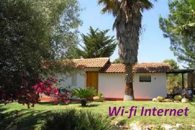 Image de Casetta Giuliana  ideale per coppie 300 mètres de la mer