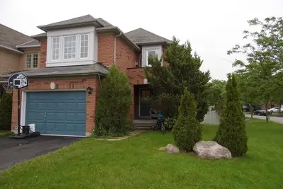 Image de Maison de vacances familiale parfaite dans le Grand Toronto pour des vacances touristiques à court terme
