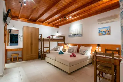 Image de Belle Bic New Appartement à 3 ou 4 par près de la plage Livadia 200m - premier étage