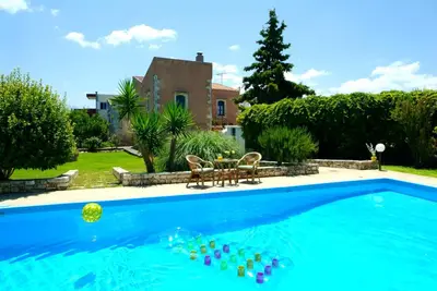 Image de Idylle rurale et environnement calme - maison de vacances avec piscine, wifi | Prinos, Crète