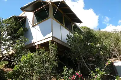 Image de Eco-Cottage avec terrasse avec vue sur l'océan. À partir de 149 $ / nuit