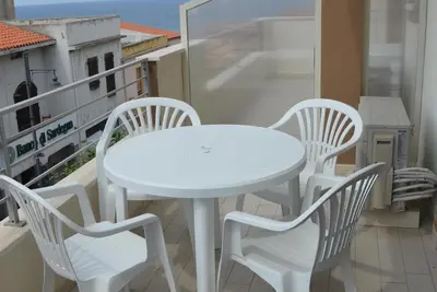 Image de Appartement Neuf Avec Wifi Et Vue Mer En Plein Centre