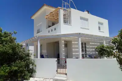 Image de Belle villa de 3 chambres dans une zone isolée mais proche de toutes les commodités locales