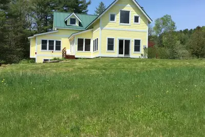 Image de Belle maison de campagne sur 62 acres avec ruisseau