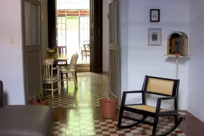 Image de Colonial avec touche artistique