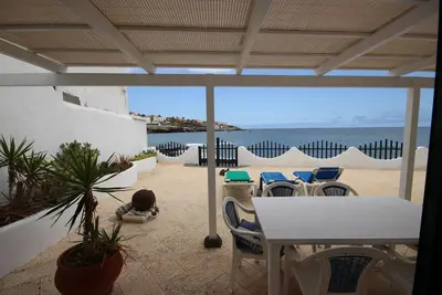 Image de Authentick maison de pierre en face de la plage