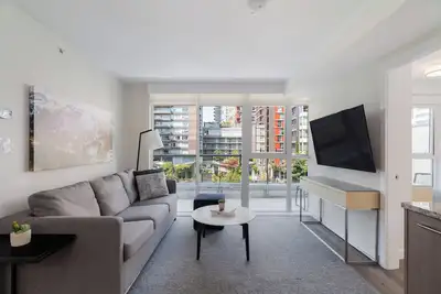 Bel appartement entièrement meublé avec deux chambres au centre-ville de Vancouver