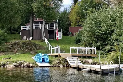 Image de Intimité, espace et vue magnifique sur le lac depuis le pont juste devant votre porte