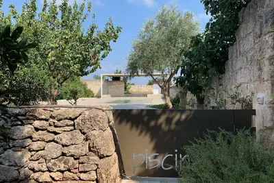Image de Ancienne Ferme D'Architecte Avec Piscine (12x5) Mer (terrasses)