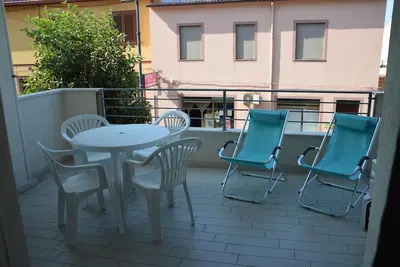 Image de Appartement central \"Via Roma\" flambant neuf avec Wifi et vue mer