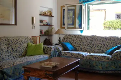 Image de Une maison de ville au coeur du Centro Storico, à côté de Manifesta12.