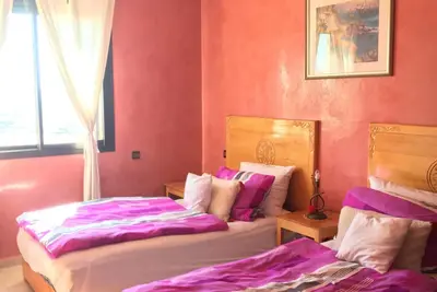 Image de Appartement de luxe avec piscine, wifi, balcon, 2 salles de bains