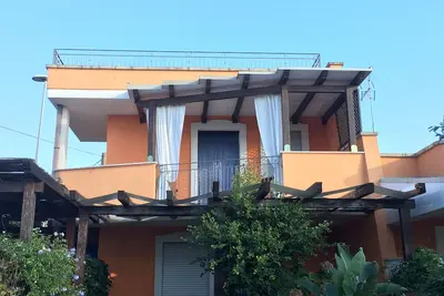 Image de Appartement raffiné Petit à quelques pas de Lido Taboo