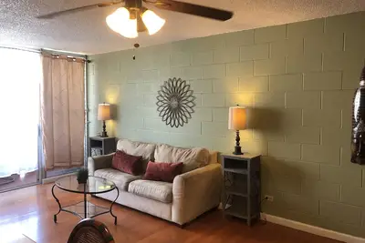 Image de ~ Waikiki ~ $ Meilleure Valeur $ ~ 1 Chambres ~ Entièrement meublé ~ Blocs de plage ~