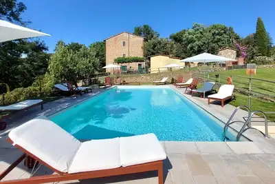 Image de La Tinaia ferme, Ginestra, joli appart pour couple ou famille, près de Florence.