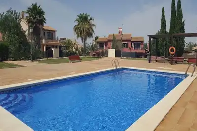 Image de Belle villa de 2 chambres avec piscine communautaire - Bbq