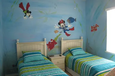 Image de Maison familiale de luxe de 3250 pieds carrés 5br / 4ba, salle de jeux, près de Disney, tarif tout compris