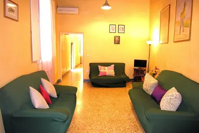 Grande application. avec 3 chambres Florence centre silencieux pour groupes, enfants, familles