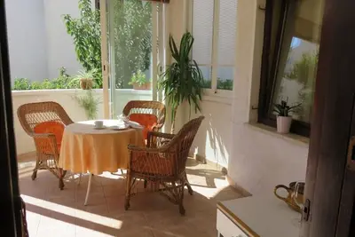 Image de Appartement dans Baška avec terrasse, Climatisation, Wifi (883-2)