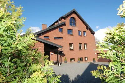 Image de Vivez les vacances autrement \"Maison au-dessus des toits de Heiligenhafen\" FeWo Muschel