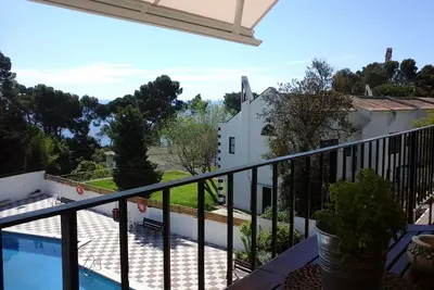 Image de App 4 personnes- face à la mer- grde piscine- 100m plage- Calella de Palafrugell