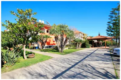 Image de Villa Magnolia - Location Appartement à seulement 350 m. de la plage