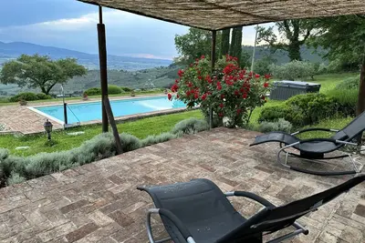Image de Le Logge di Silvignano - Appartement Loggiato - Loggia privée du XVe siècle - Piscine