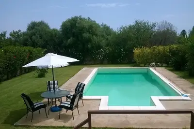Image de villa jeu avec piscine