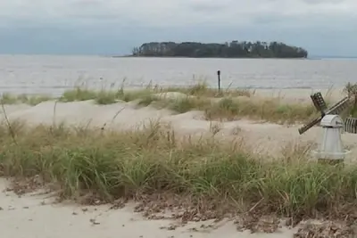 Image de Étapes vers la plage de sable sur le détroit de Long Island