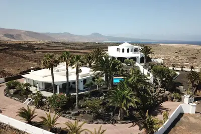 Image de Vacances de rêve naturiste, en 1-famille. - Bungalow confort avec piscine privée pour 2-6 personnes.