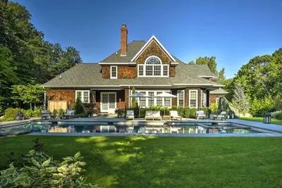 Image de * Nouveau * Magnifique domaine avec piscine près de la plage, du phare, des vignobles et du marché fermier