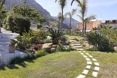 Image de House with garden a few hundred meters from the sea