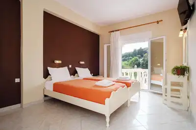 Image de Studios merveilleux et confortables à proximité d'une fabuleuse plage de sable