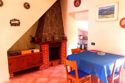 Image de Villina de 60 m² avec un beau jardin et vue sur la Apuan