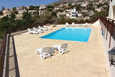 Image de Bel appartement de 4 chambres au 4ème étage à Peyia. Piscine commune - WiFi gratuit