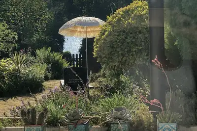 Image de Cabane   contemporaine sur l'etang de Hede
