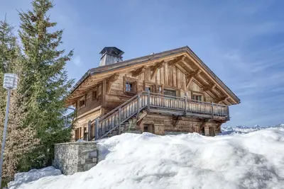 Image de Beautiful Chalet With Superb Views On The Mountains - Cote 2000 Sector