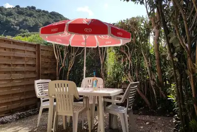 Image de Appartement 2 pièces Résidence Provençale Piscine Parking Climatisation 2 km Mer