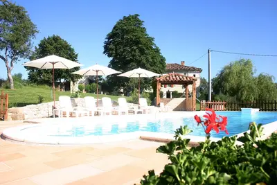 Image de Chambre d'hôtes en Tente Lodge au Pied des bastides albigeoises