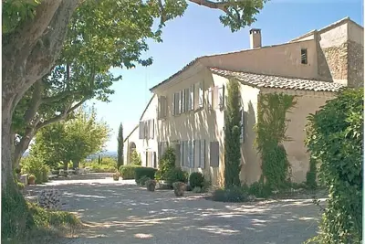 Image de Mas Provencal, calme et très spaçieux avec piscine privé et grand jardin. ,