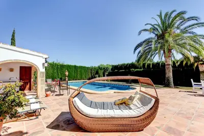 Image de Quatre chambres Villa à Javea, très privé avec piscine, Air Con Et Wifi